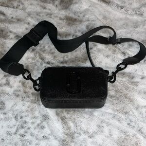 SOLD Black Marc Jacobs Camera snap bag